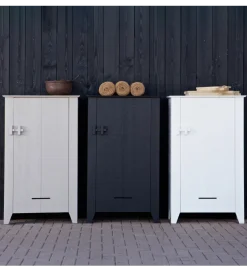 Komoda GIJS 142 cm drewno sosna czarna