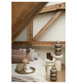 Stolik kawowy boczny SELLA 47 cm kremowy